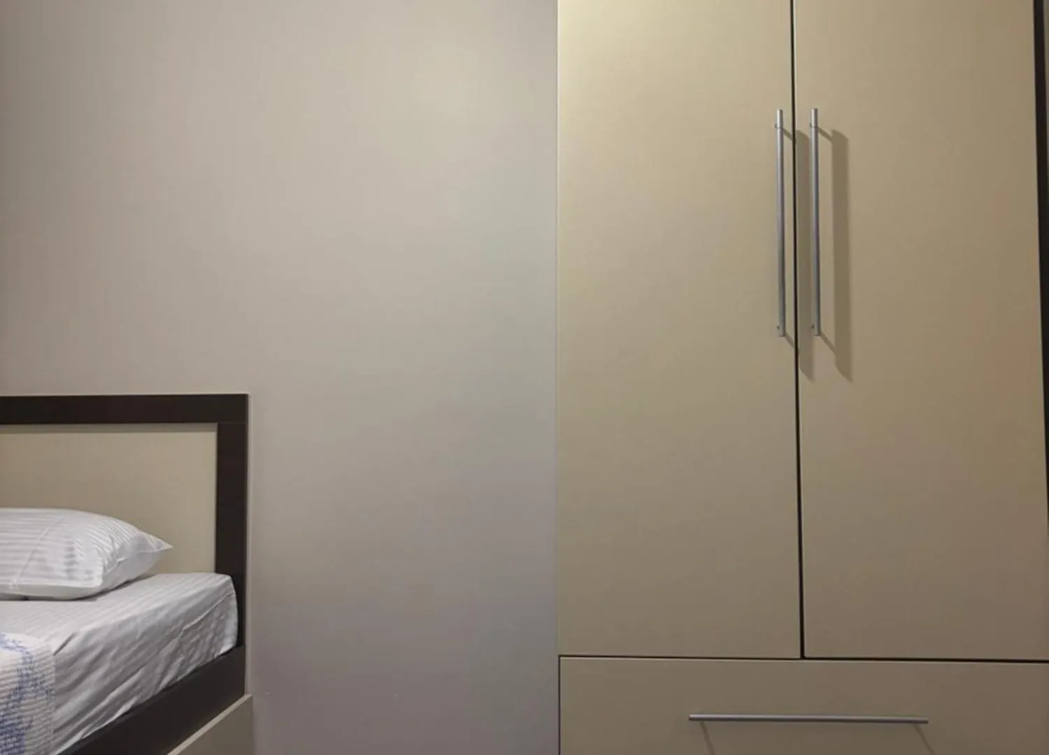 Apartment On The Old Street 巴统