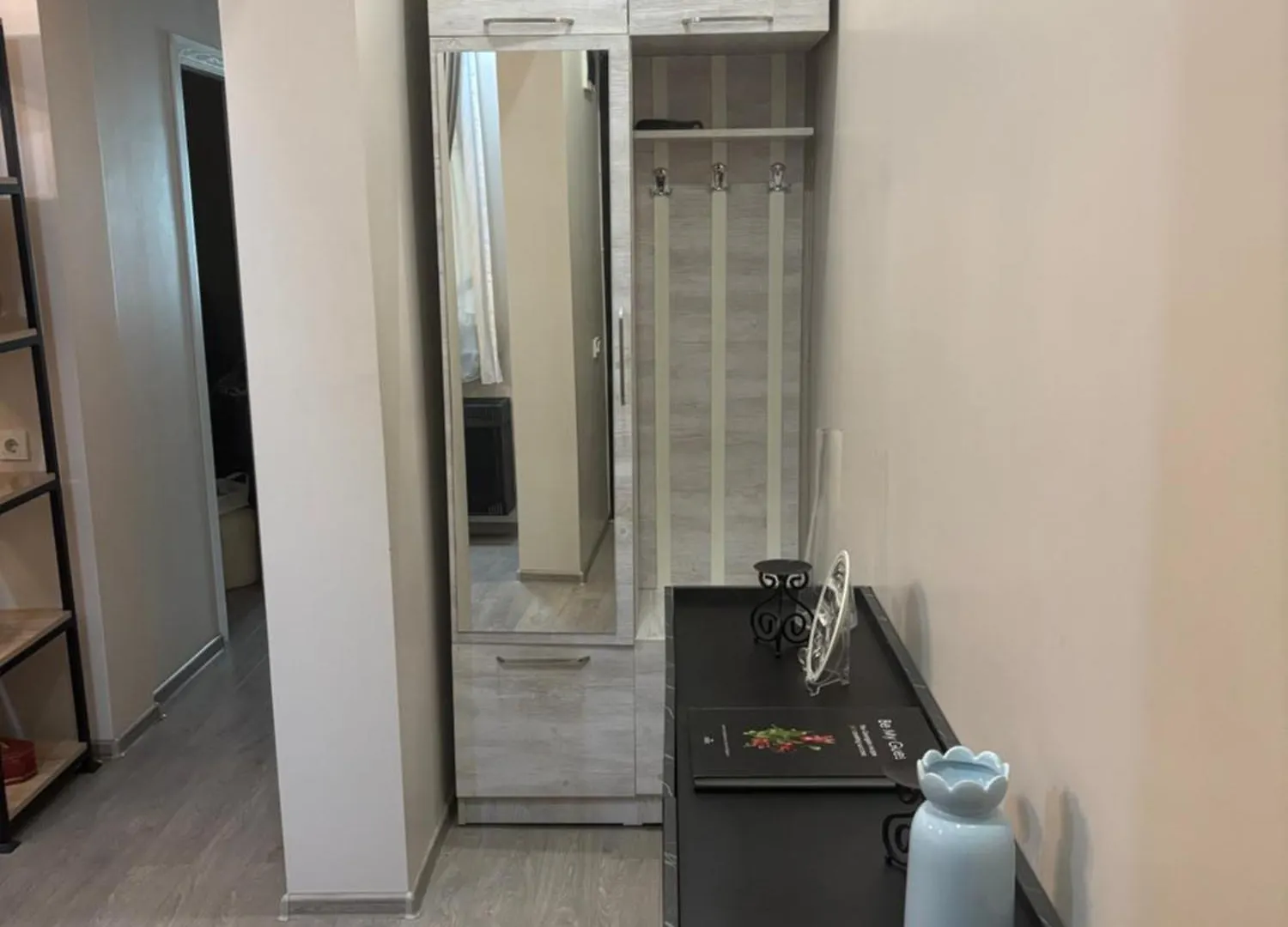 Apartment On The Old Street 巴统